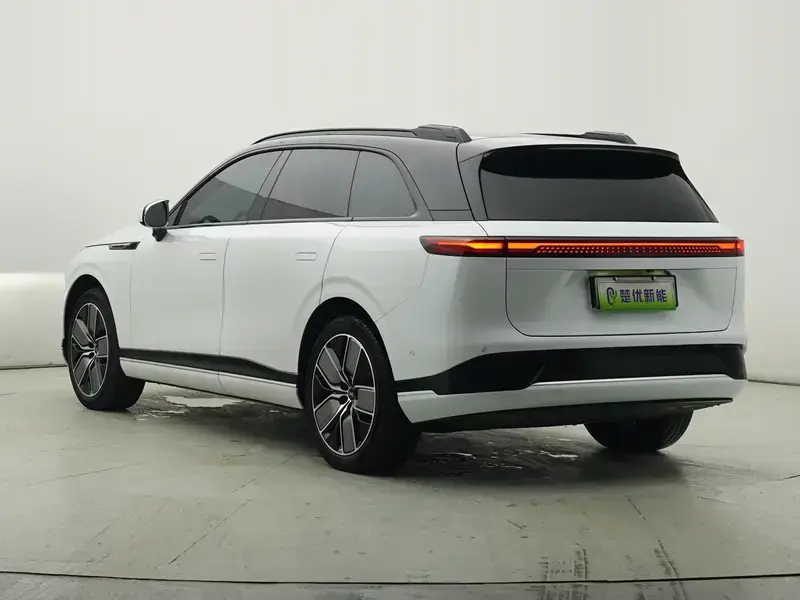 2022 Xpeng G9 с пробегом 87 000 км