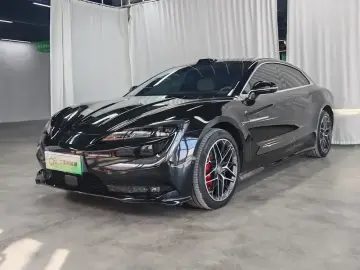BYD Yangwang U7