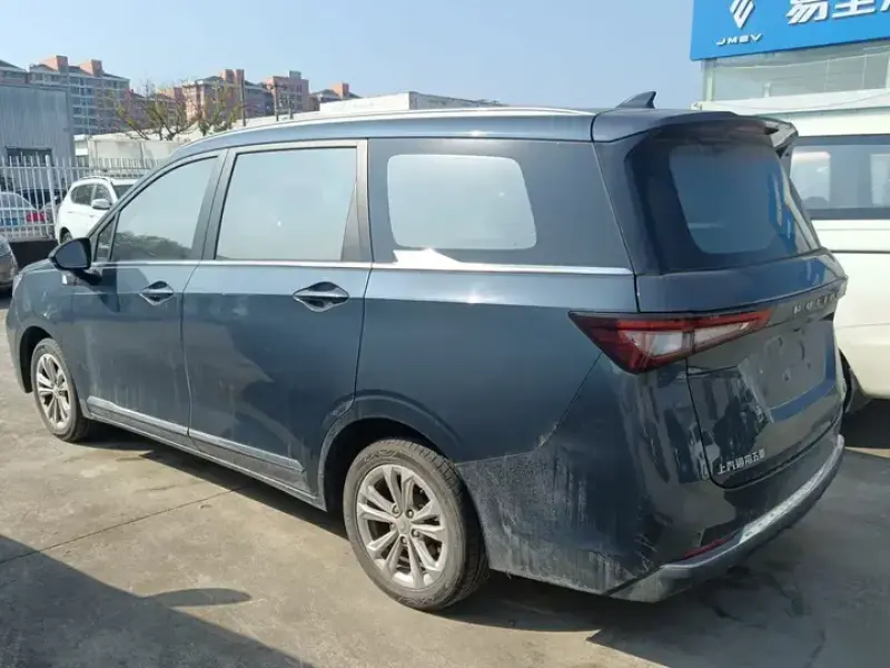 2022 Wuling Jiachen с пробегом 14 400 км
