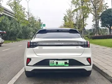2024 Zeekr 001 с пробегом 47 000 км