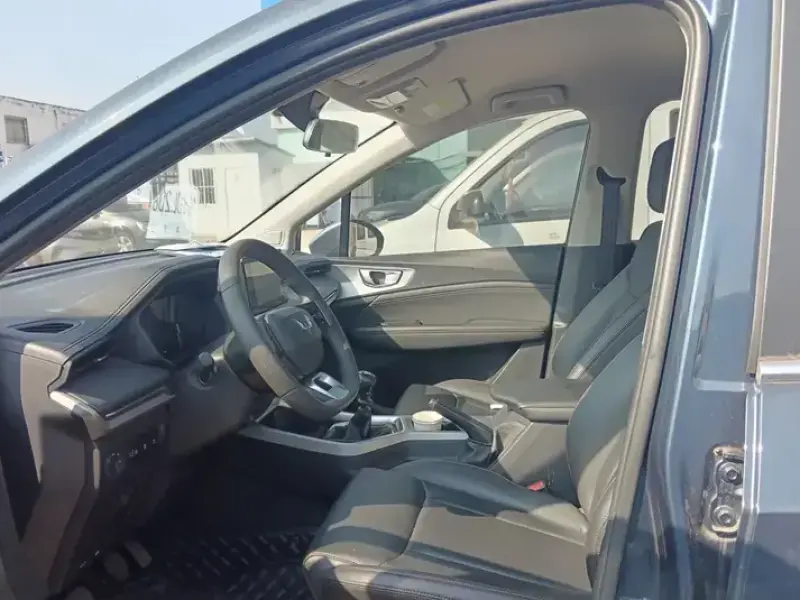 2022 Wuling Jiachen с пробегом 14 400 км