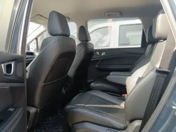 2022 Wuling Jiachen с пробегом 14 400 км