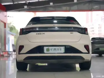 2024 Zeekr 001 с пробегом 34 000 км