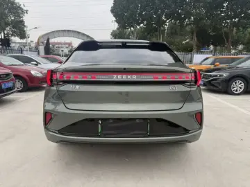 2024 Zeekr 001 с пробегом 57 000 км