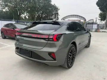 2024 Zeekr 001 с пробегом 57 000 км