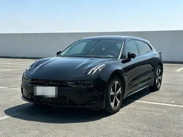 2023 Zeekr 001 с пробегом 3 700 км