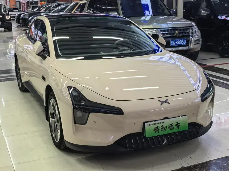 2024 Xpeng Mona M03 с пробегом 39 000 км