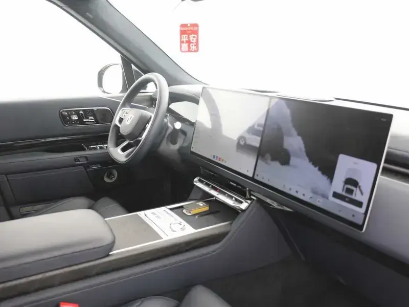 2025 Zeekr 9X с пробегом 19 000 км