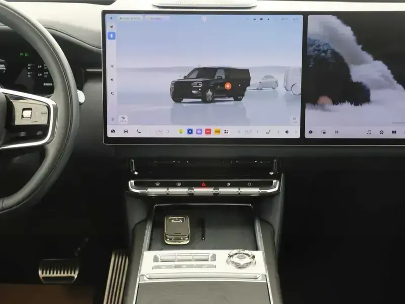 2025 Zeekr 9X с пробегом 19 000 км