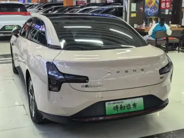 2024 Xpeng Mona M03 с пробегом 39 000 км