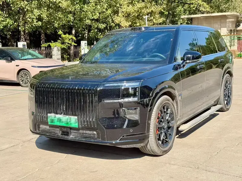 2025 Zeekr 9X с пробегом 21 000 км