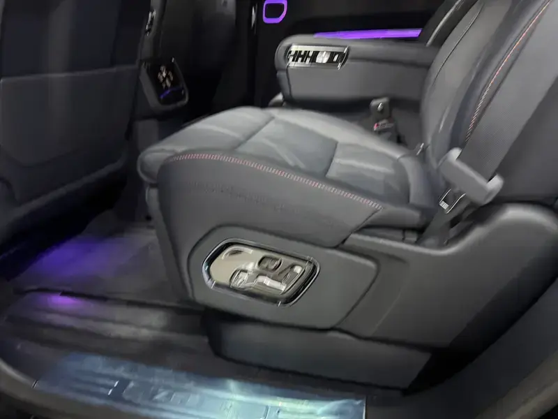 2025 Zeekr 9X с пробегом 21 000 км