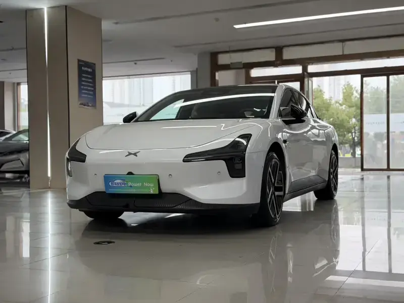 2025 Xpeng Mona M03 с пробегом 46 000 км