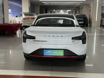 2025 Xpeng Mona M03 с пробегом 46 000 км