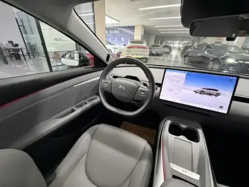 2025 Xpeng Mona M03 с пробегом 46 000 км