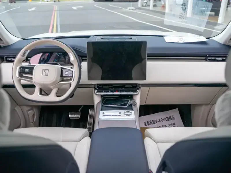 2025 Zeekr 9X с пробегом 19 000 км