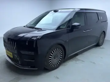 2024 Zeekr 009 с пробегом 45 700 км