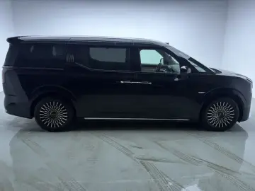 2024 Zeekr 009 с пробегом 45 700 км