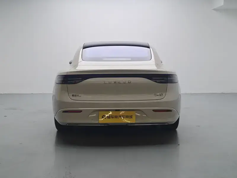 2025 Luxeed S7 с пробегом 18 600 км