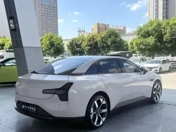 2024 Xpeng Mona M03 с пробегом 99 000 км
