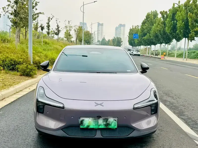 2025 Xpeng Mona M03 с пробегом 13 000 км