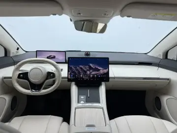 2024 Luxeed S7 с пробегом 36 000 км