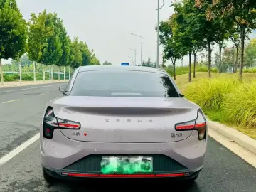 2025 Xpeng Mona M03 с пробегом 13 000 км