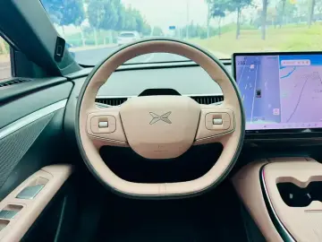 2025 Xpeng Mona M03 с пробегом 13 000 км