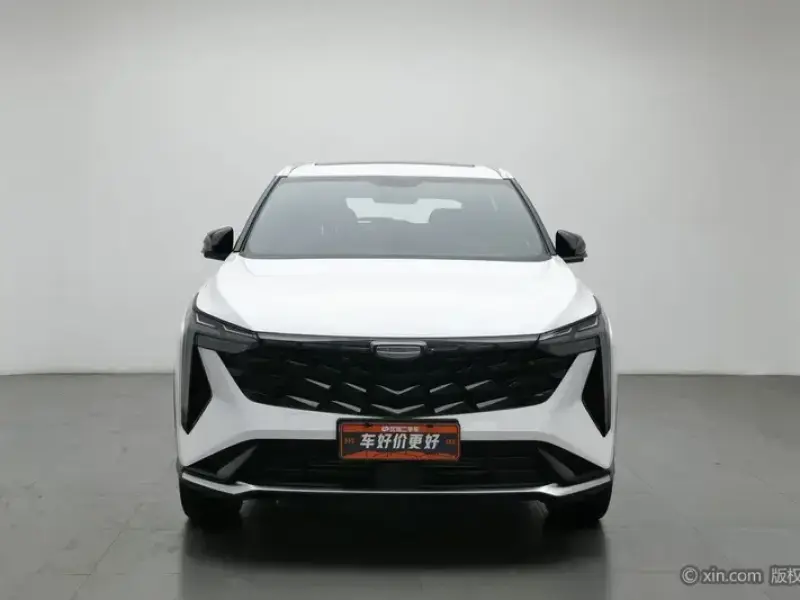 2023 Geely Atlas Pro с пробегом 20 200 км