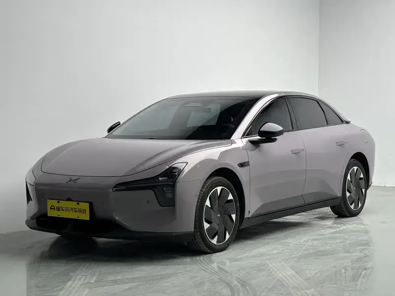 2025 Xpeng Mona M03 с пробегом 30 400 км