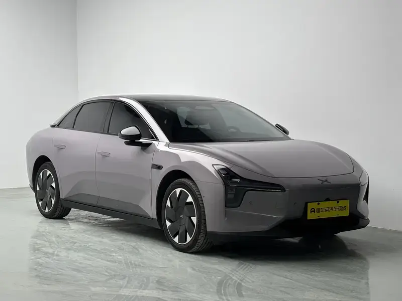 2025 Xpeng Mona M03 с пробегом 30 400 км