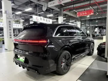 2024 Li Auto (Lixiang) L6 с пробегом 29 000 км