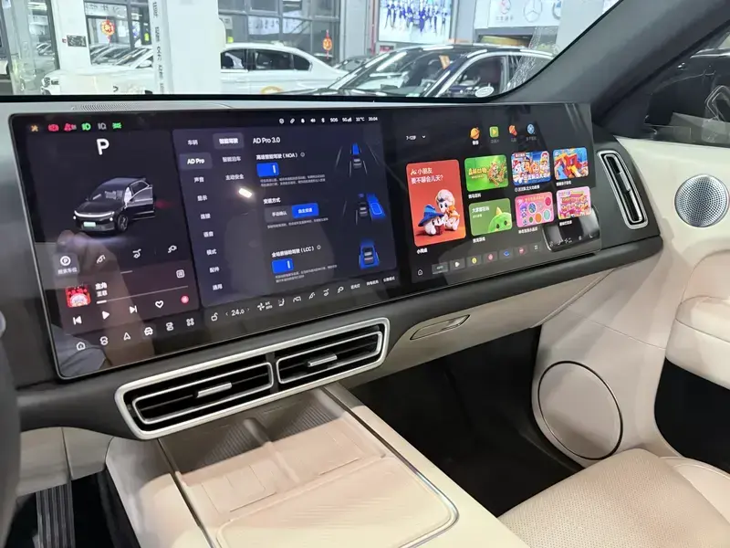 2024 Li Auto (Lixiang) L6 с пробегом 29 000 км