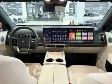 2024 Li Auto (Lixiang) L6 с пробегом 29 000 км