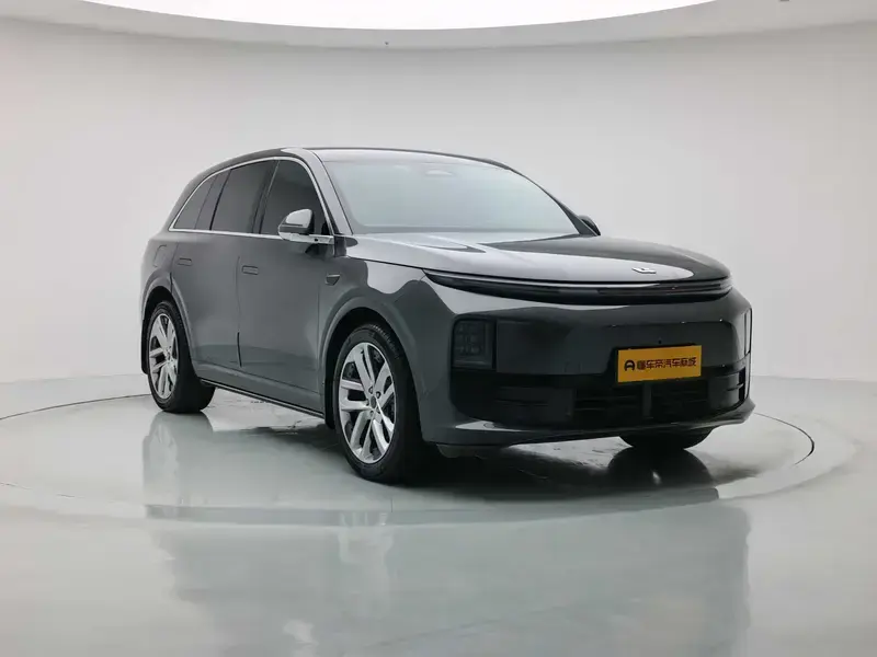 2024 Li Auto (Lixiang) L6 с пробегом 45 600 км