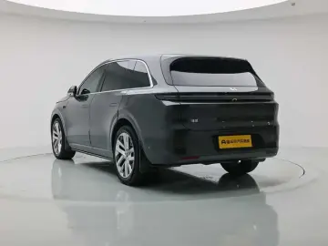 2024 Li Auto (Lixiang) L6 с пробегом 45 600 км
