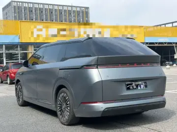 2026 Xpeng X9 с пробегом 15 000 км