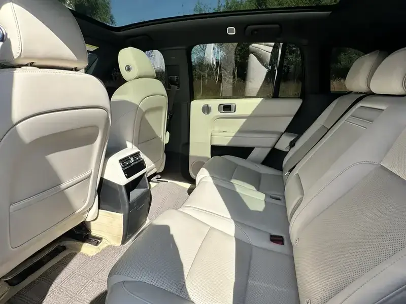 2024 Li Auto (Lixiang) L6 с пробегом 70 000 км