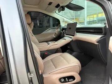 2026 Xpeng X9 с пробегом 15 000 км