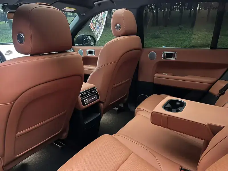 2024 Li Auto (Lixiang) L6 с пробегом 46 000 км