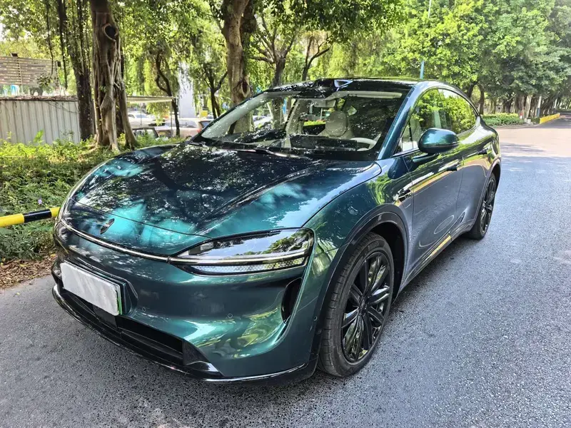 2026 Luxeed R7 с пробегом 10 000 км