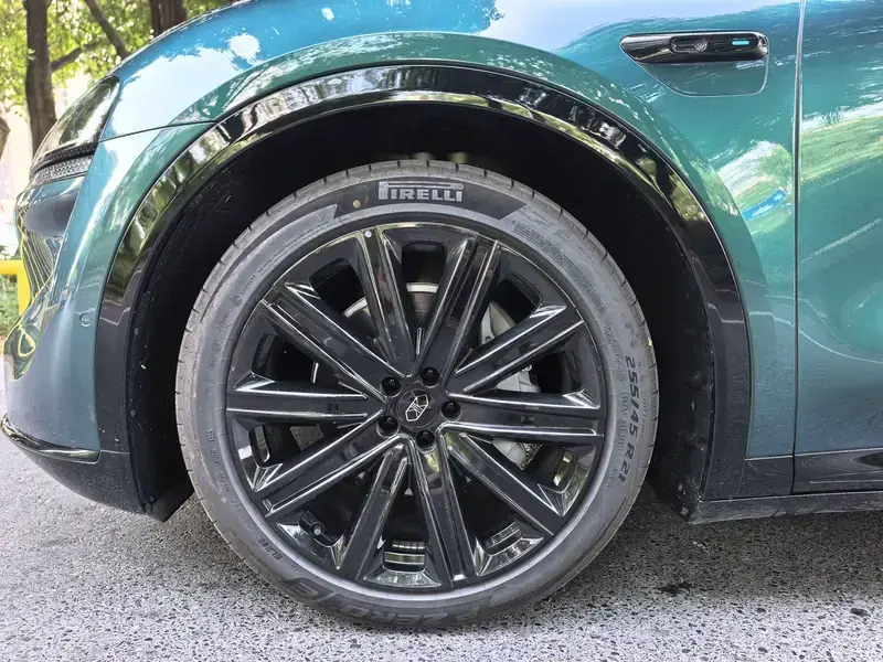 2026 Luxeed R7 с пробегом 10 000 км