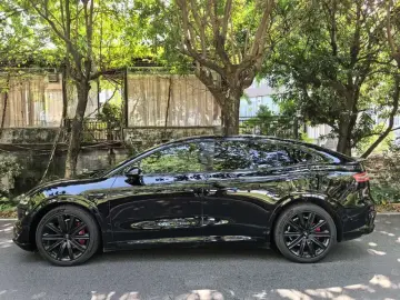 2026 Luxeed R7 с пробегом 10 000 км
