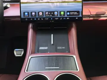 2026 Luxeed R7 с пробегом 10 000 км