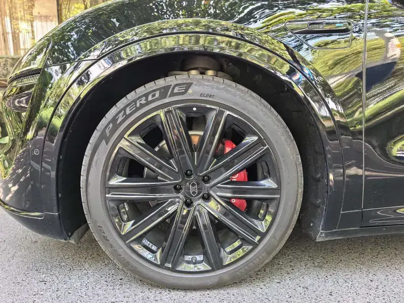 2026 Luxeed R7 с пробегом 10 000 км