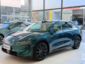 Luxeed R7