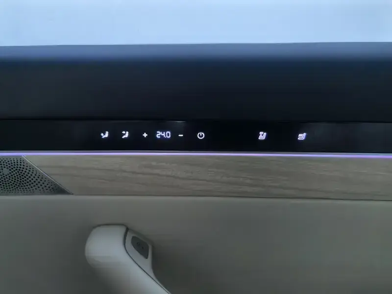 2024 Luxeed R7 с пробегом 16 000 км