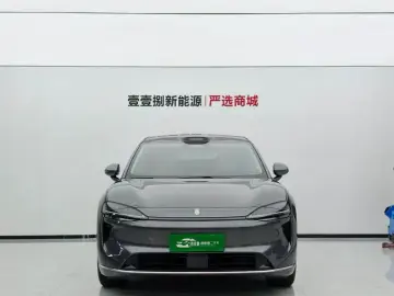 2026 Luxeed R7 с пробегом 12 000 км