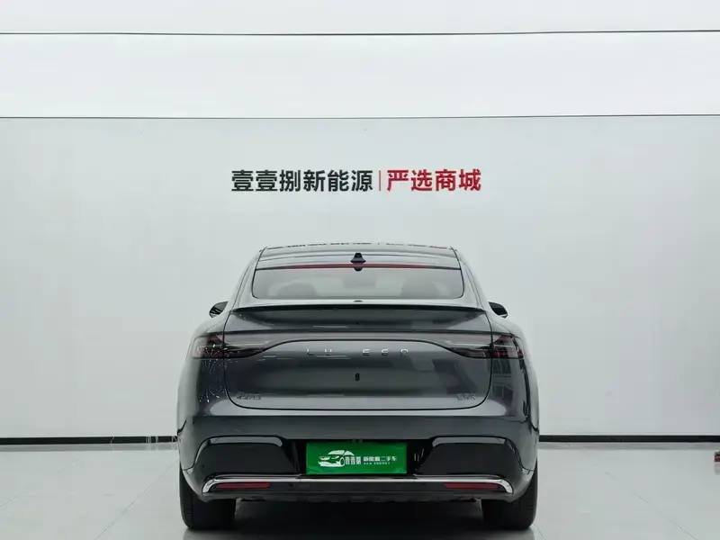 2026 Luxeed R7 с пробегом 12 000 км