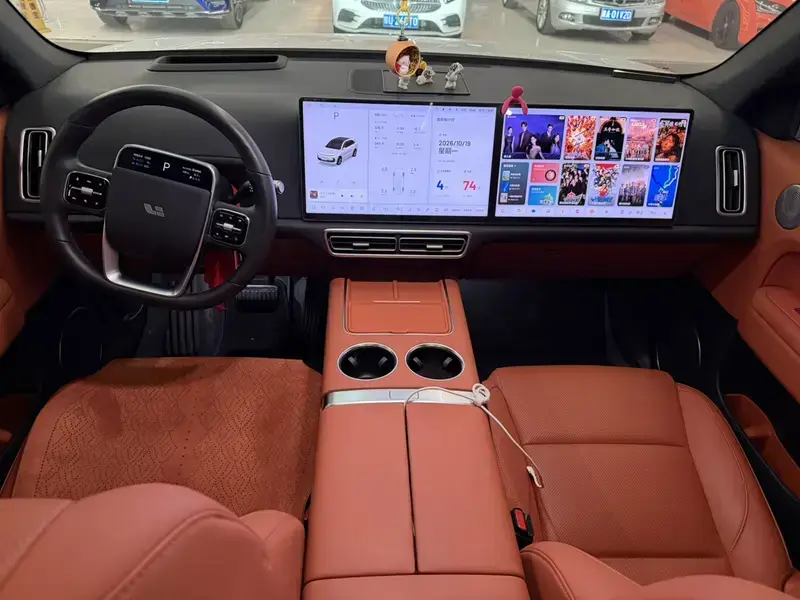 2024 Li Auto (Lixiang) L6 с пробегом 32 000 км